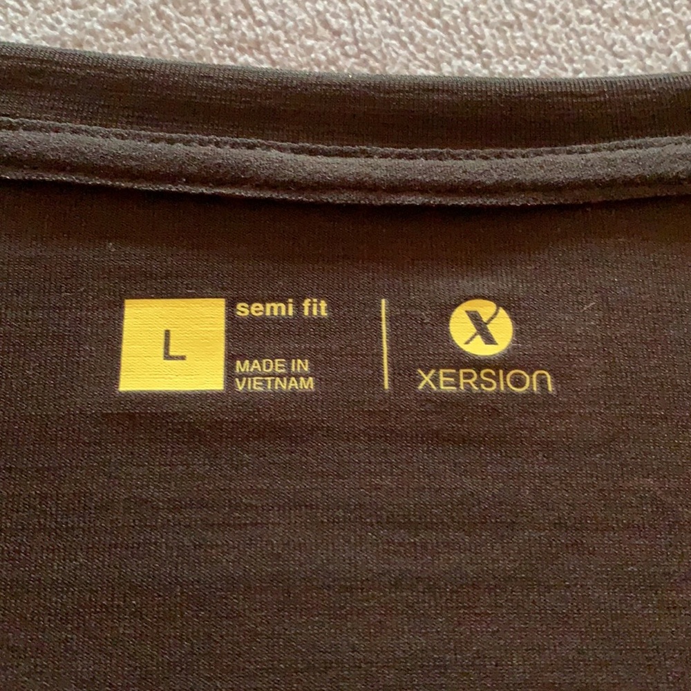 Xersion black semi fit black shirt - Picture 3 of 5